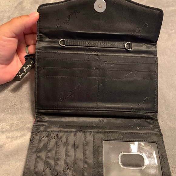 Vera Bradley wallet, good condition. - Picture 3 of 3